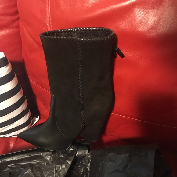 Saint Laurent (YSL) boots - Picture 8 of 8